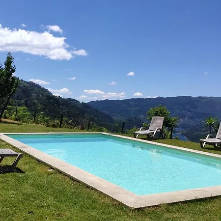 Casa Do Lando Geres- Luxo No Campo Брага