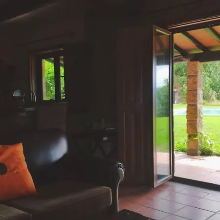Будинок відпочинку Casa Do Lando Geres- Luxo No Campo *
